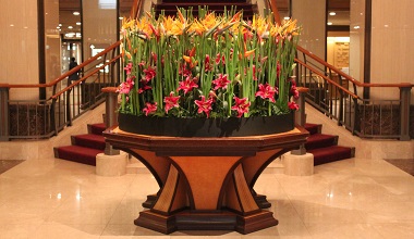 帝国ホテル 季節のロビー装花 第一園芸株式会社
